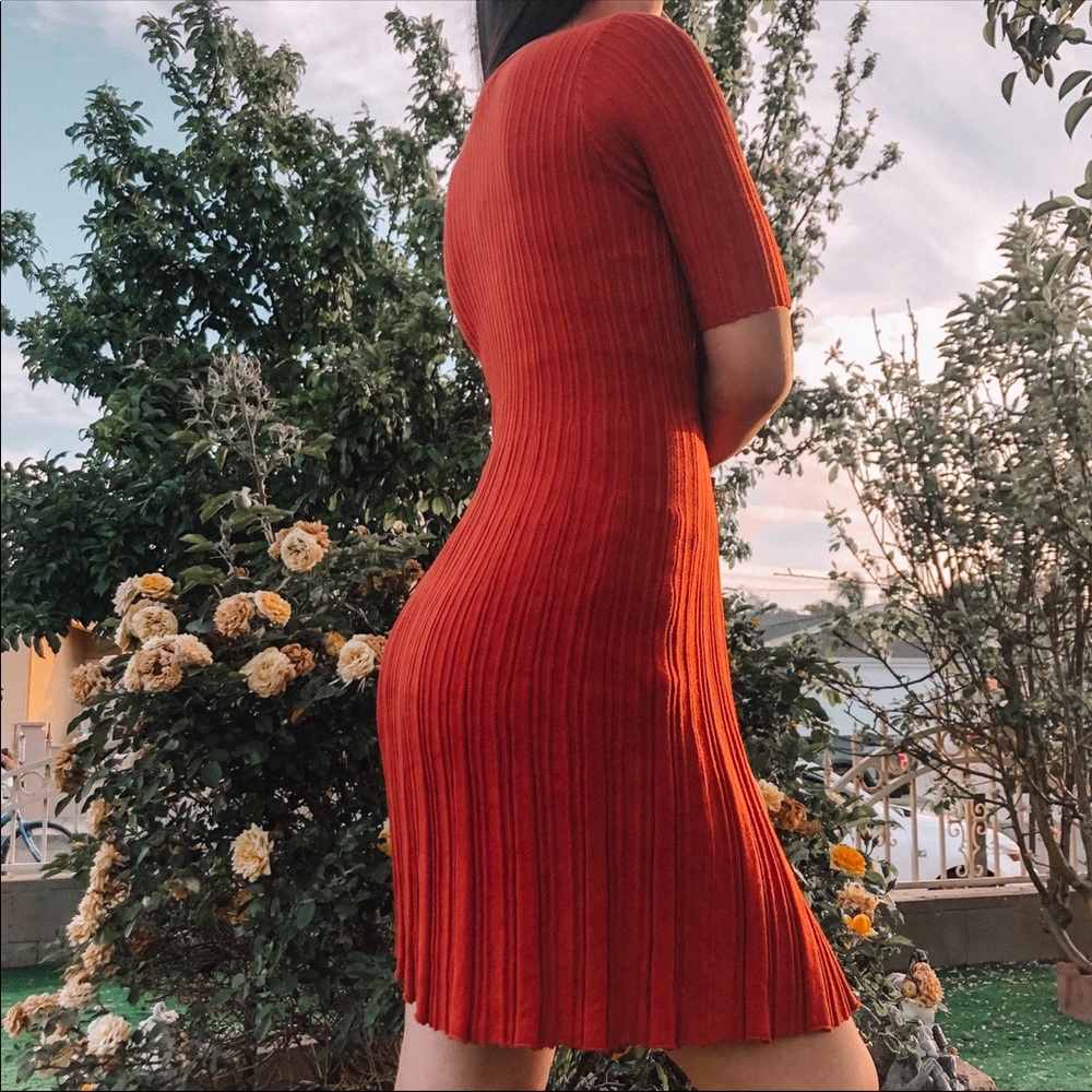 Vintage | Ribbed Dress - Picture 2 of 4